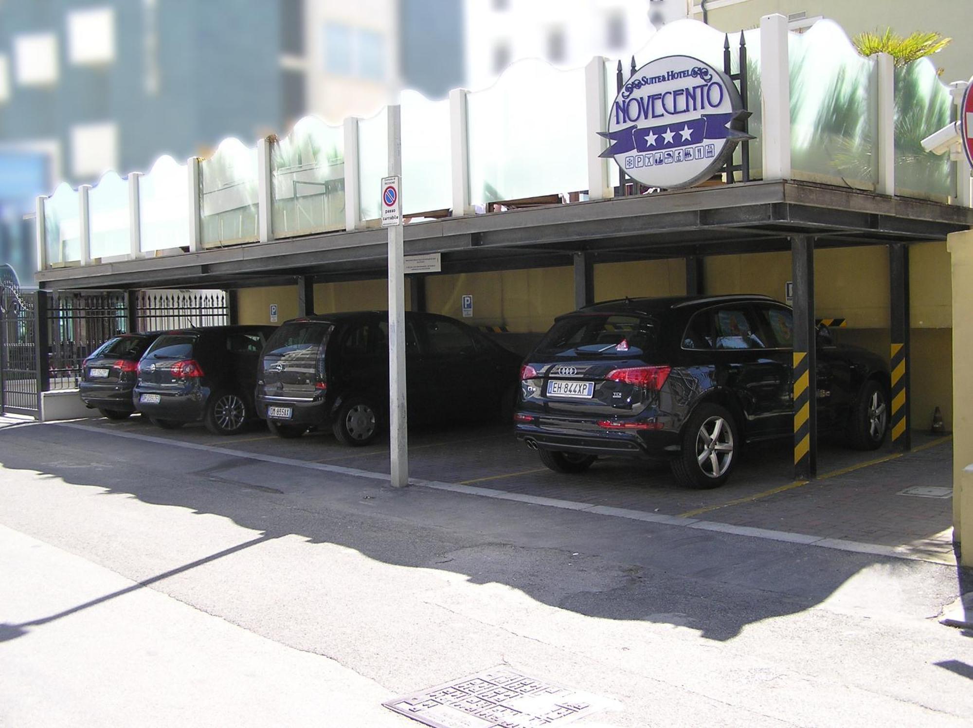 Novecento Suite Hotel Riccione Buitenkant foto